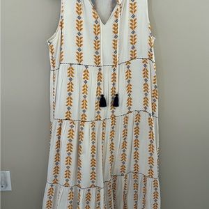 Sleeveless long dress By - Verona - size xL